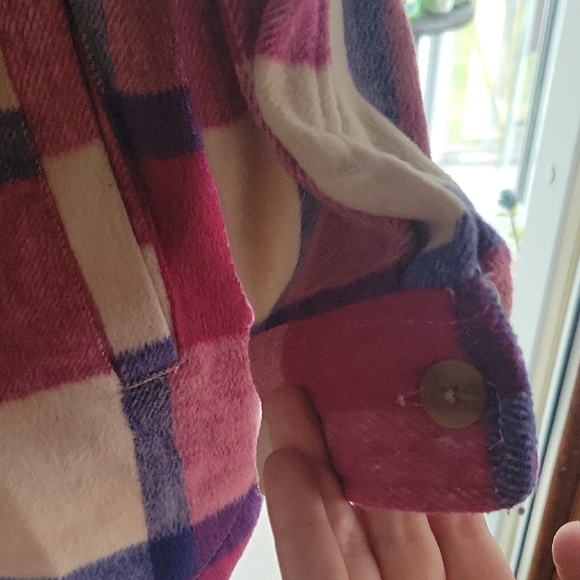 Plaid Button-Up Shacket - Picture 5 of 8